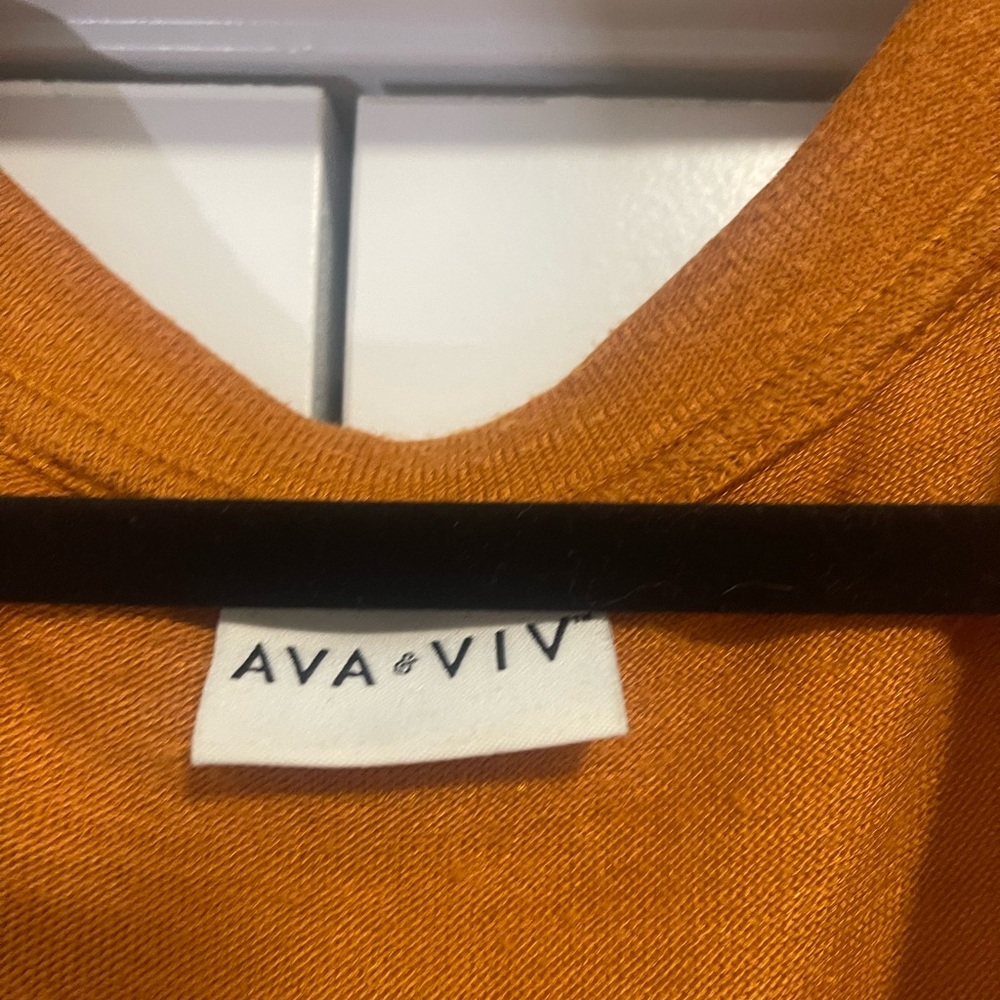 Ava & Viv Women's Sleeveless Tie-Front Tank Top - Rust - Picture 3 of 5